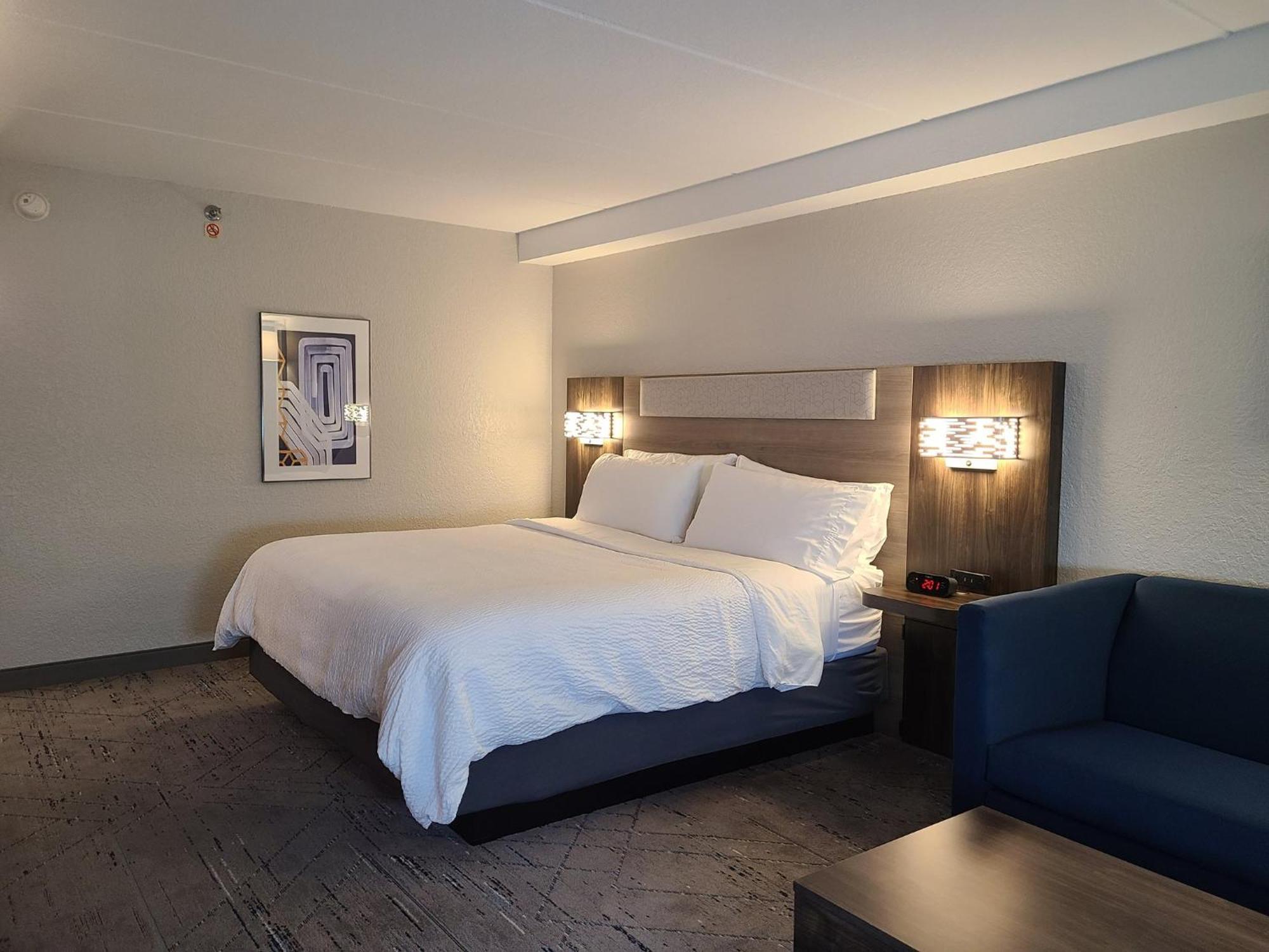 Holiday Inn Express Fort Lauderdale North - Executive Airport By Ihg Экстерьер фото